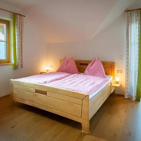 Haus Hoedlmoser *