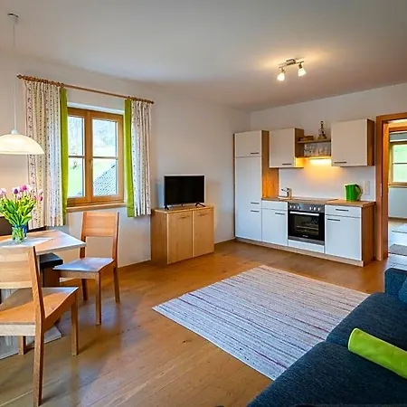 Bed & Breakfast Haus Hoedlmoser